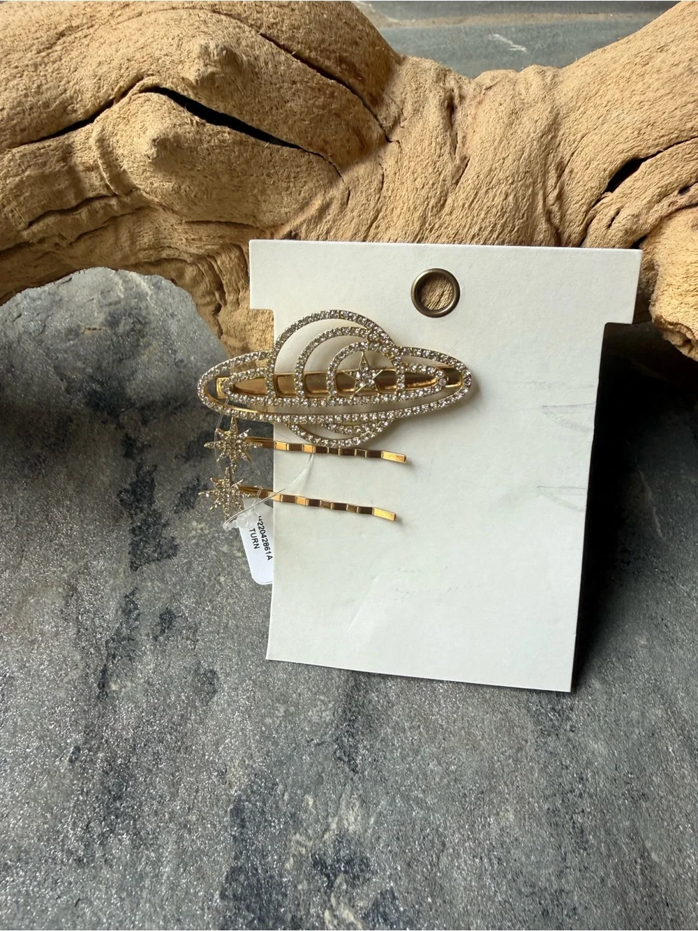 Urban Outfitters elegant gold